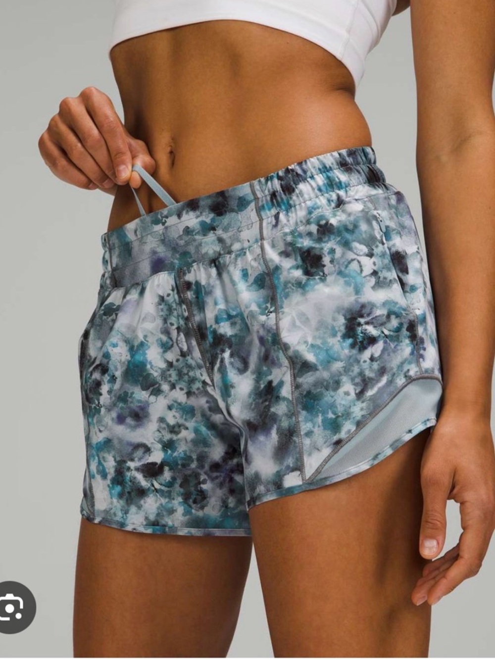 lululemon athletica Hotty Hot Low Rise 4 inch